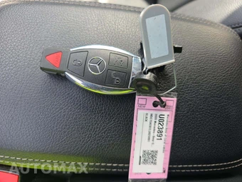 2020 Mercedes-Benz GLA 250 - miniatura 5