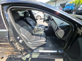 2020 Mercedes-Benz GLA 250 – miniatura 15