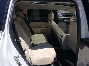 2020 Mercedes-Benz GLB 250 4MATIC – miniatura 16