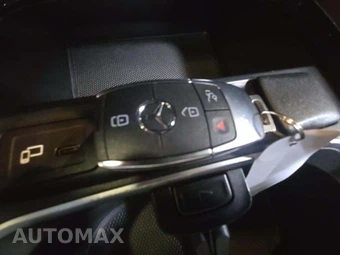 2020 Mercedes-Benz GLB 250 - miniatura 8