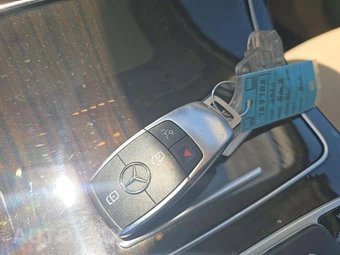 2020 Mercedes-Benz GLC 300 4MATIC - miniatura 8