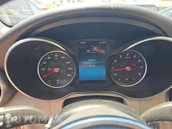2020 Mercedes-Benz GLC 300 4MATIC - miniatura 9