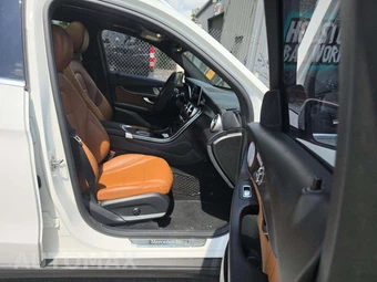 2020 Mercedes-Benz GLC 300 4MATIC - miniatura 15