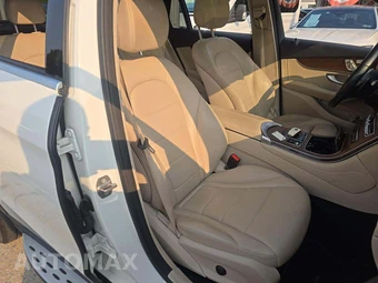 2020 Mercedes-Benz GLC 300 4MATIC - miniatura 18