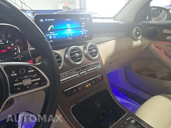 2020 Mercedes-Benz GLC 300 4MATIC – miniatura 10