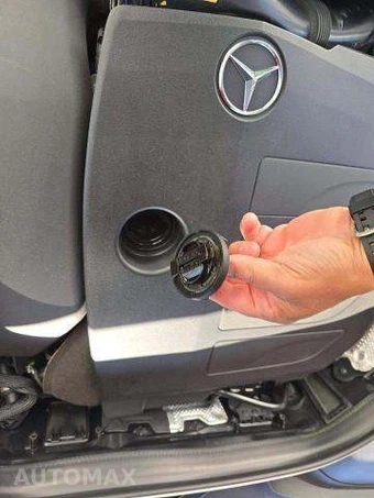 2020 Mercedes-Benz GLC 300 4MATIC – miniatura 23