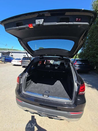 2020 Mercedes-Benz GLC 300 4MATIC – miniatura 14