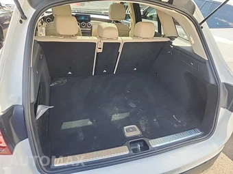 2020 Mercedes-Benz GLC 300 4MATIC - miniatura 30
