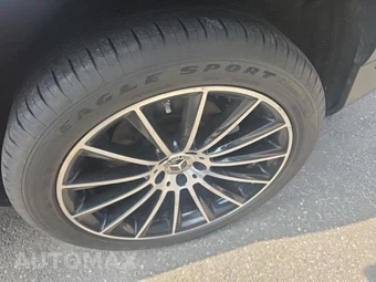 2020 Mercedes-Benz GLC 300 4MATIC - miniatura 11