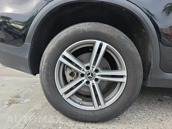 2020 Mercedes-Benz GLC 300 4MATIC – miniatura 10