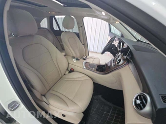 2020 Mercedes-Benz GLC 300 4MATIC - miniatura 18