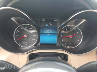 2020 Mercedes-Benz GLC 300 4MATIC - miniatura 9
