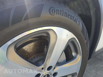 2020 Mercedes-Benz GLC 300 4MATIC - miniatura 21