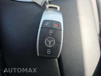 2020 Mercedes-Benz GLC 300 4MATIC - miniatura 5