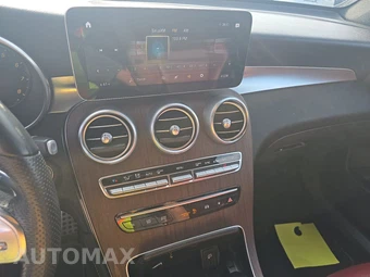 2020 Mercedes-Benz GLC 300 4MATIC – miniatura 11
