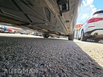 2020 Mercedes-Benz GLC 300 - miniatura 17