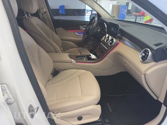 2020 Mercedes-Benz GLC 300 – miniatura 8