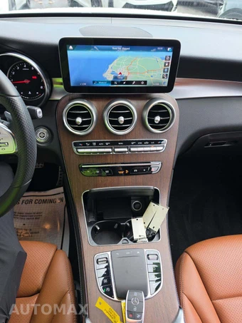 2020 Mercedes-Benz GLC 300 – miniatura 10