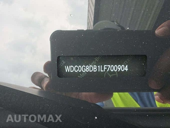 2020 Mercedes-Benz GLC 300 – miniatura 5