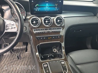 2020 Mercedes-Benz GLC 300 – miniatura 11