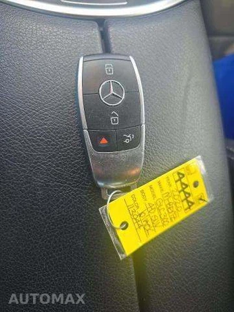 2020 Mercedes-Benz GLC 300 - miniatura 8