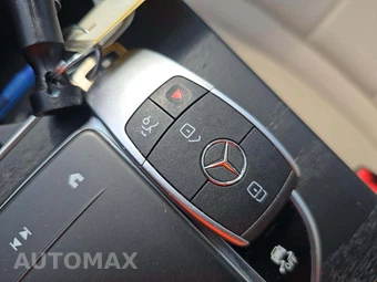 2020 Mercedes-Benz GLC 300 – miniatura 8
