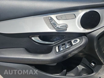 2020 Mercedes-Benz GLC 300 – miniatura 9