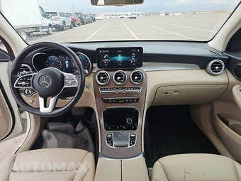 2020 Mercedes-Benz GLC 300 - miniatura 11