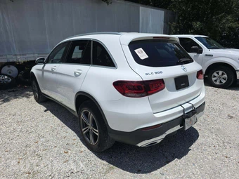2020 Mercedes-Benz GLC 300 – miniatura 2