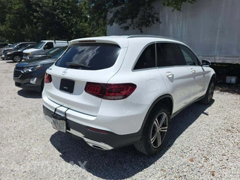 2020 Mercedes-Benz GLC 300 – miniatura 3