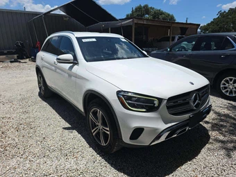 2020 Mercedes-Benz GLC 300 – miniatura 4