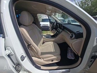 2020 Mercedes-Benz GLC 300 – miniatura 15