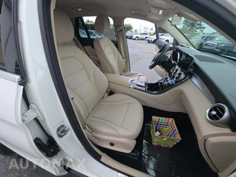 2020 Mercedes-Benz GLC 300 – miniatura 15