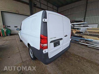2020 Mercedes-Benz Metris Cargo Van 126.0" WB - miniatura 2