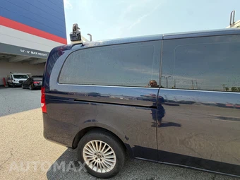 2020 Mercedes-Benz Metris Cargo Van 135.0" WB - miniatura 10