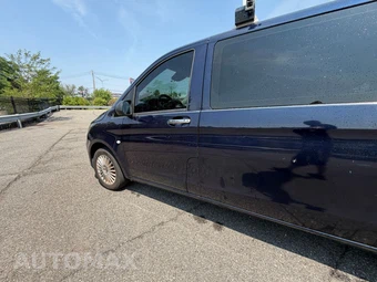 2020 Mercedes-Benz Metris Cargo Van 135.0" WB - miniatura 25