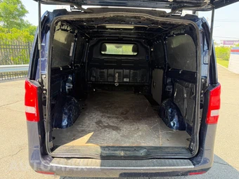 2020 Mercedes-Benz Metris Cargo Van 135.0" WB - miniatura 34