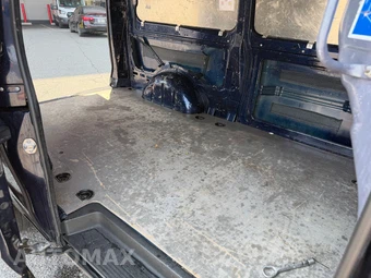 2020 Mercedes-Benz Metris Cargo Van 135.0" WB - miniatura 35