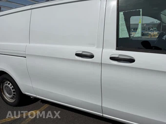 2020 Mercedes-Benz Metris Cargo Van 135.0" WB - miniatura 6