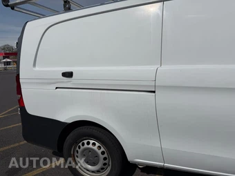2020 Mercedes-Benz Metris Cargo Van 135.0" WB - miniatura 7