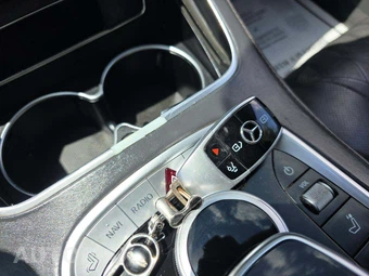 2020 Mercedes-Benz S 560 4MATIC Sedan - miniatura 8