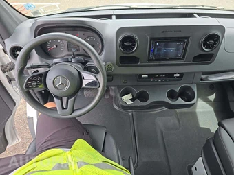 2020 Mercedes-Benz Sprinter 2500 Cargo Van High Roof 144.0" WB – miniatura 10