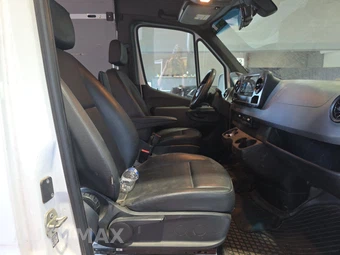 2020 Mercedes-Benz Sprinter 2500 Cargo Van High Roof 170.0" WB - miniatura 8