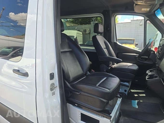 2020 Mercedes-Benz Sprinter 2500 Crew Van Standard Roof 144.0" WB - miniatura 18