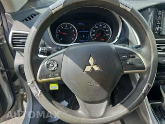 2020 Mitsubishi Eclipse Cross ES – miniatura 10