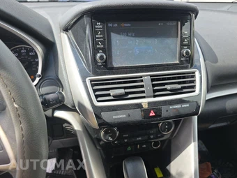 2020 Mitsubishi Eclipse Cross ES – miniatura 11
