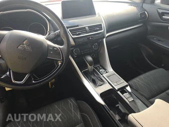 2020 Mitsubishi Eclipse Cross SE – miniatura 11