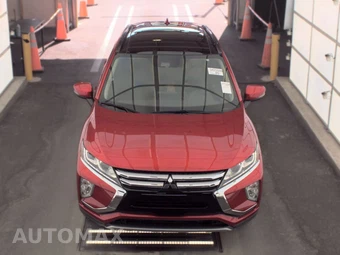2020 Mitsubishi Eclipse Cross SE – miniatura 2