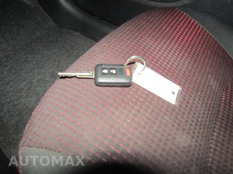 2020 Mitsubishi Mirage LE – miniatura 19