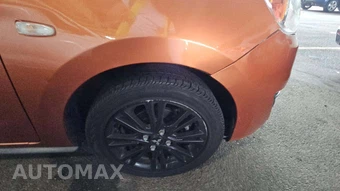 2020 Mitsubishi Mirage LE – miniatura 28